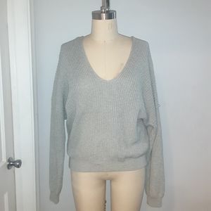 Forever  21 twisted back gray sweater size M